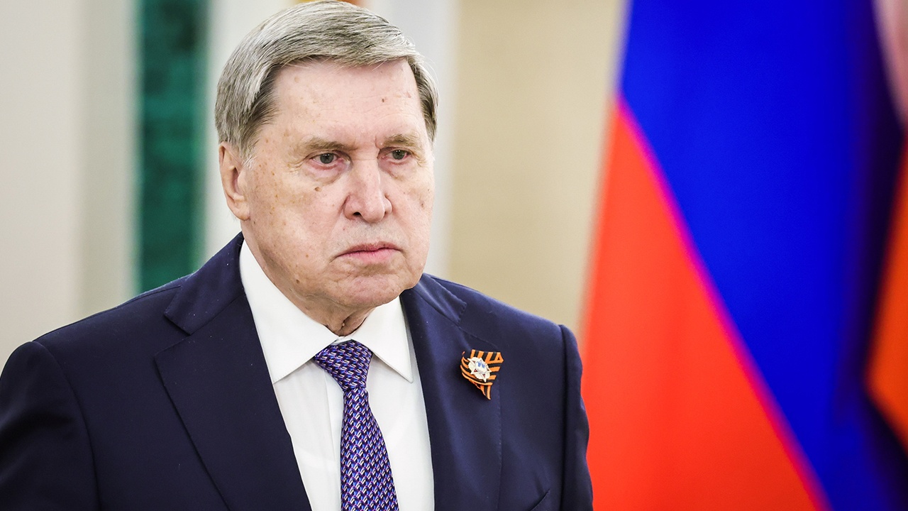 Ушаков анонсировал встречу Путина и главы МИД Ирана в понедельник Ушаков анонсировал встречу Путина и главы МИД Ирана в понедельник