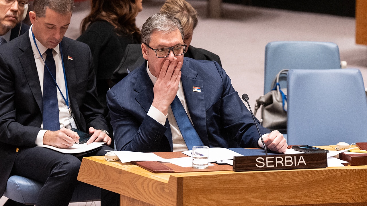 Вучич заявил о давлении из-за приостановки экспорта боеприпасов Вучич заявил о давлении из-за приостановки экспорта боеприпасов