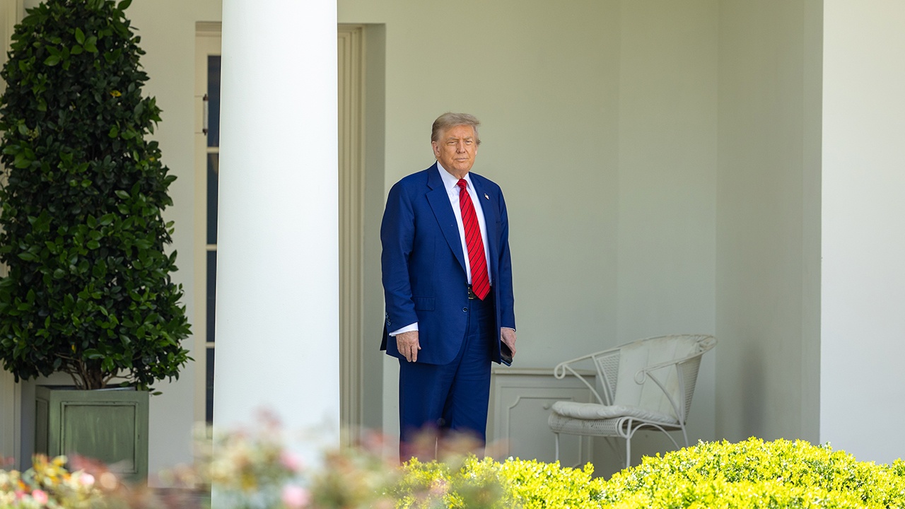 Трамп: Израиль и Иран заключили соглашение о прекращении огня Трамп: Израиль и Иран заключили соглашение о прекращении огня
