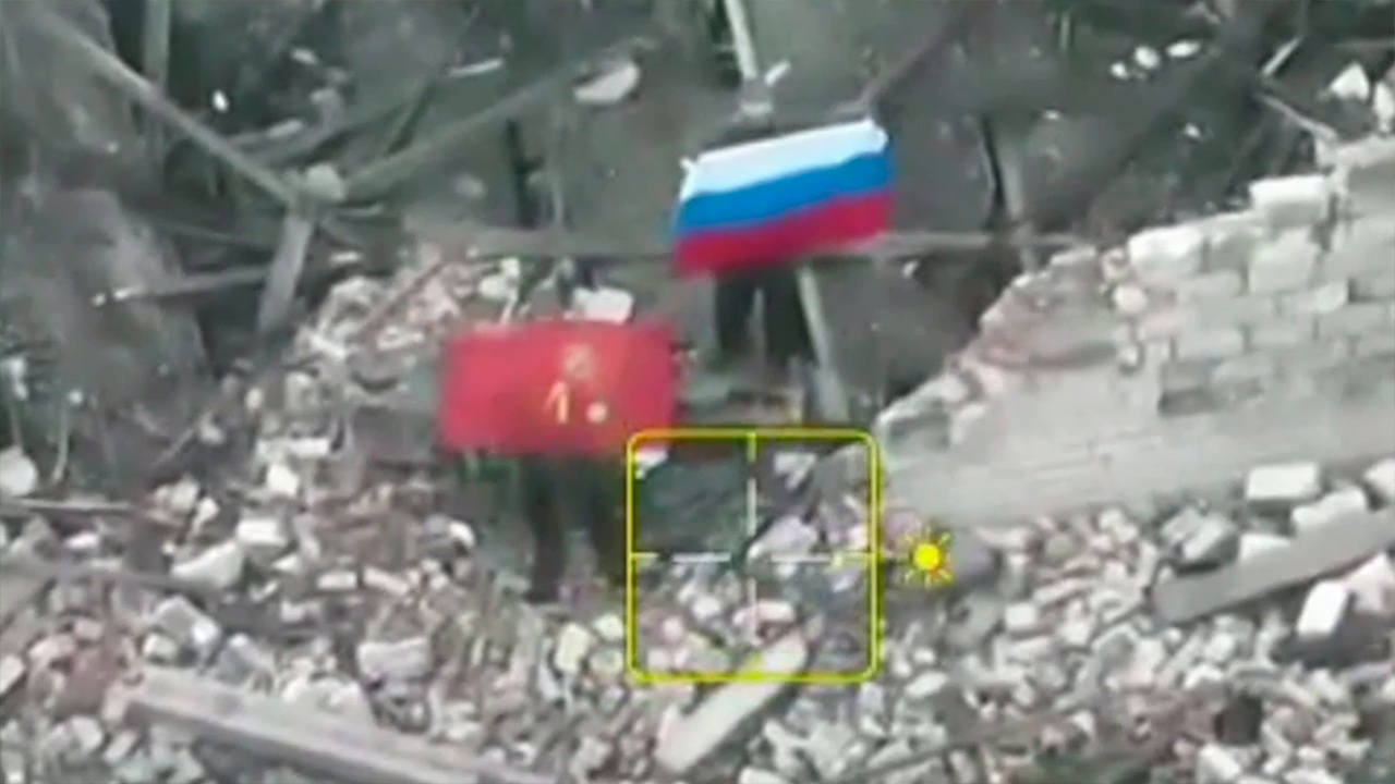 Опубликованы кадры боев за Дылеевку в ДНР 