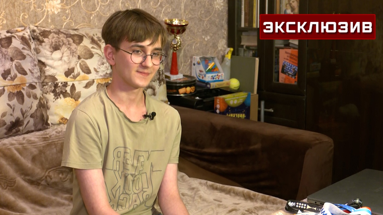 Обыгравший Карлсена российский школьник рассказал о своей тактике Обыгравший Карлсена российский школьник рассказал о своей тактике