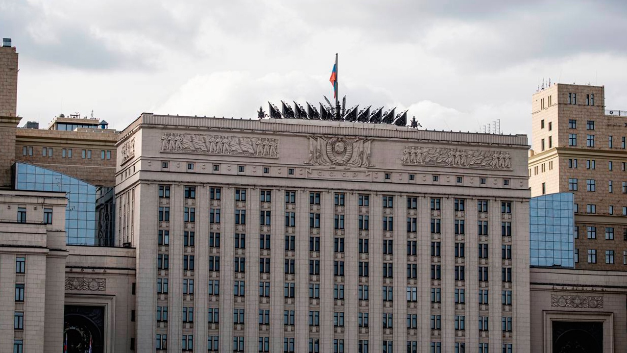 Над шестью регионами России сбили 18 беспилотников за ночь Над шестью регионами России сбили 18 беспилотников за ночь