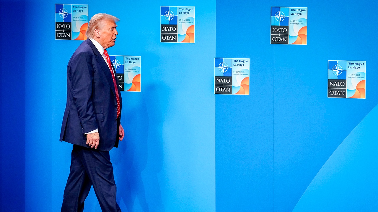 Bloomberg: Трамп ни разу не упомянул Россию в своей речи в Гааге Bloomberg: Трамп ни разу не упомянул Россию в своей речи в Гааге