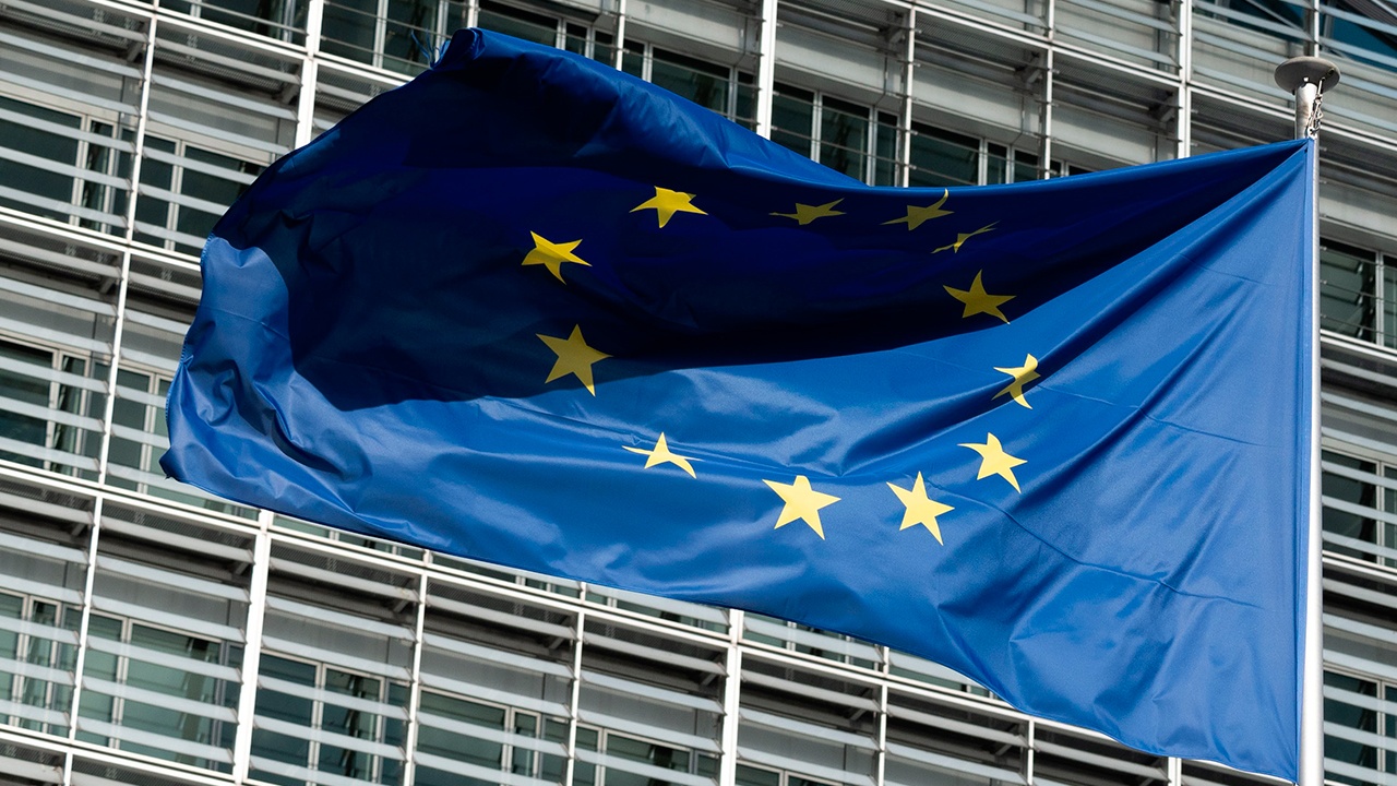 Саммит ЕС не смог утвердить 18-й пакет санкций против России Саммит ЕС не смог утвердить 18-й пакет санкций против России