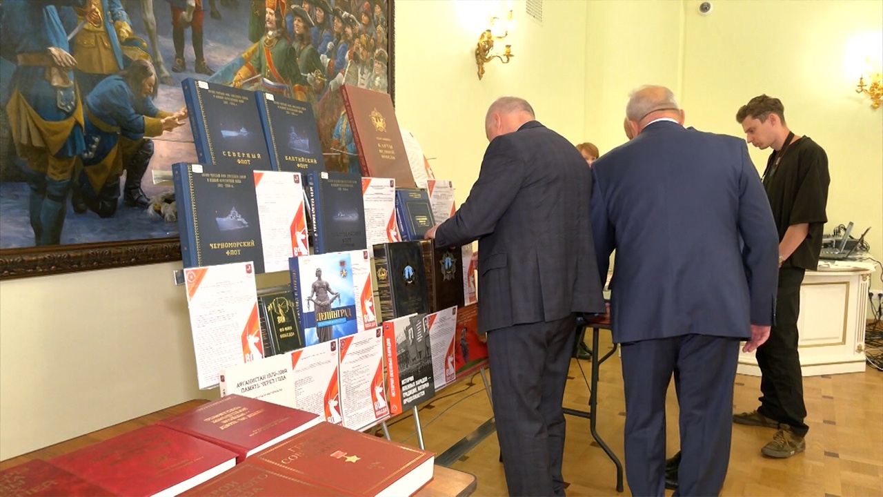 В ЦДРА представили исторические книги, изданные к 80-летию Победы В ЦДРА представили исторические книги, изданные к 80-летию Победы