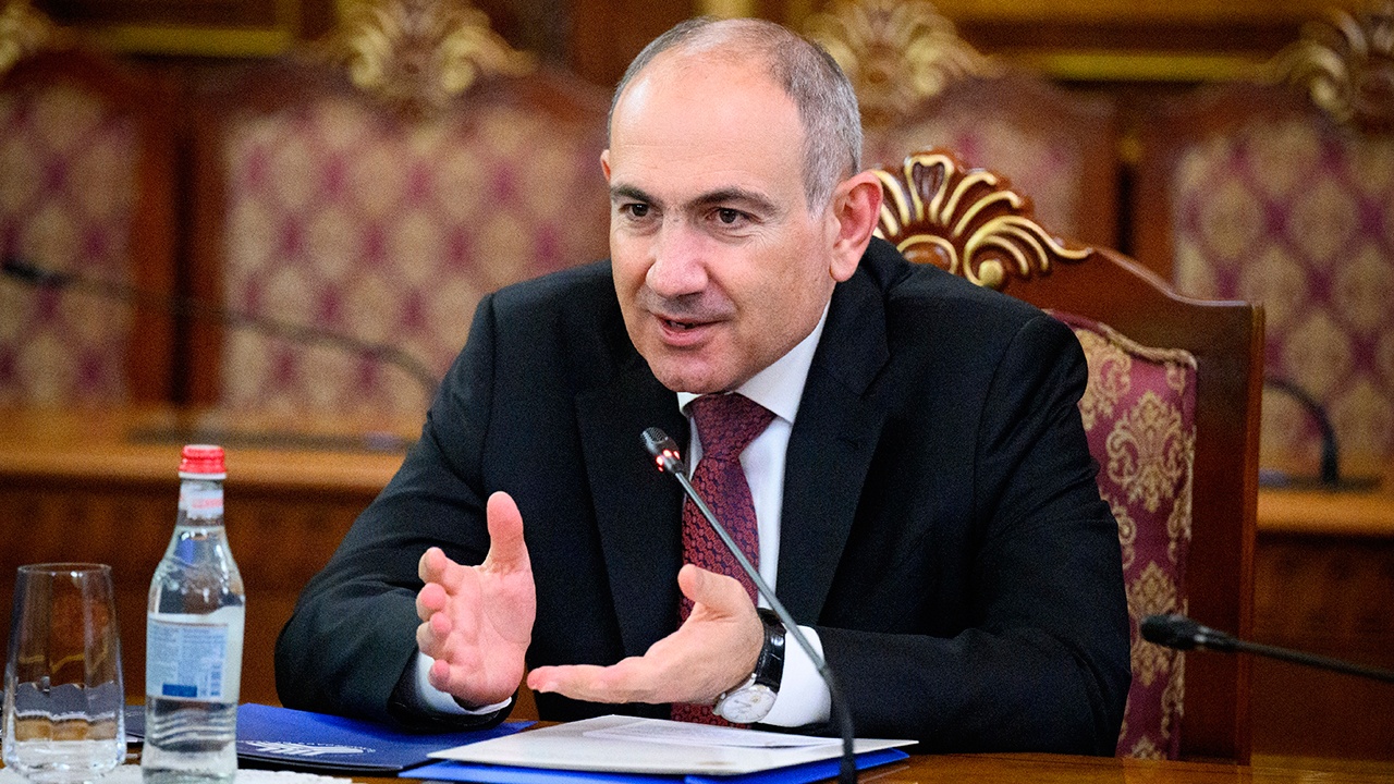 Пашинян предложил оппонентам отказаться от оскорблений с 1 по 5 июля Пашинян предложил оппонентам отказаться от оскорблений с 1 по 5 июля