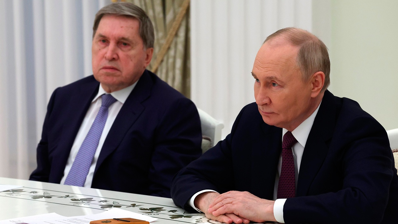 Ушаков: встреча Путина и Трампа может пройти не только в Нью-Йорке Ушаков: встреча Путина и Трампа может пройти не только в Нью-Йорке