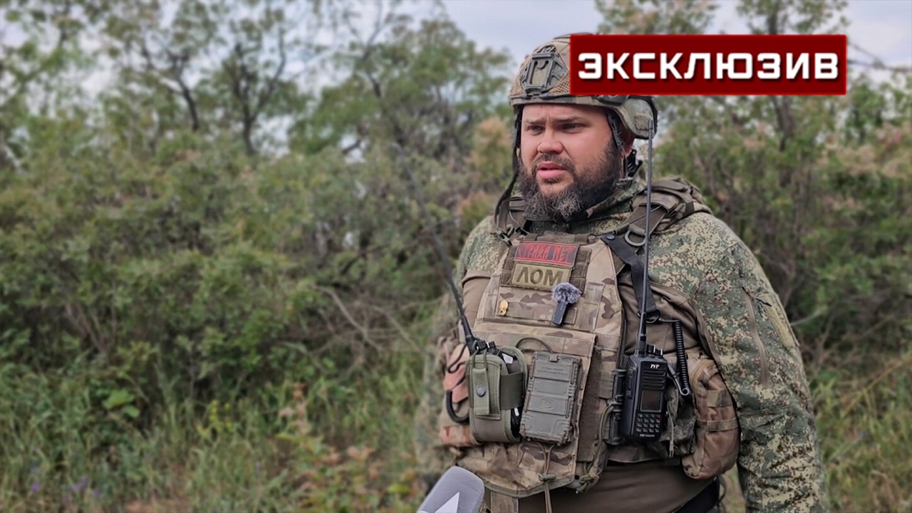 Комроты: ВСУ взорвали дом с жителями и желающими сдаться боевиками Комроты: ВСУ взорвали дом с жителями и желающими сдаться боевиками