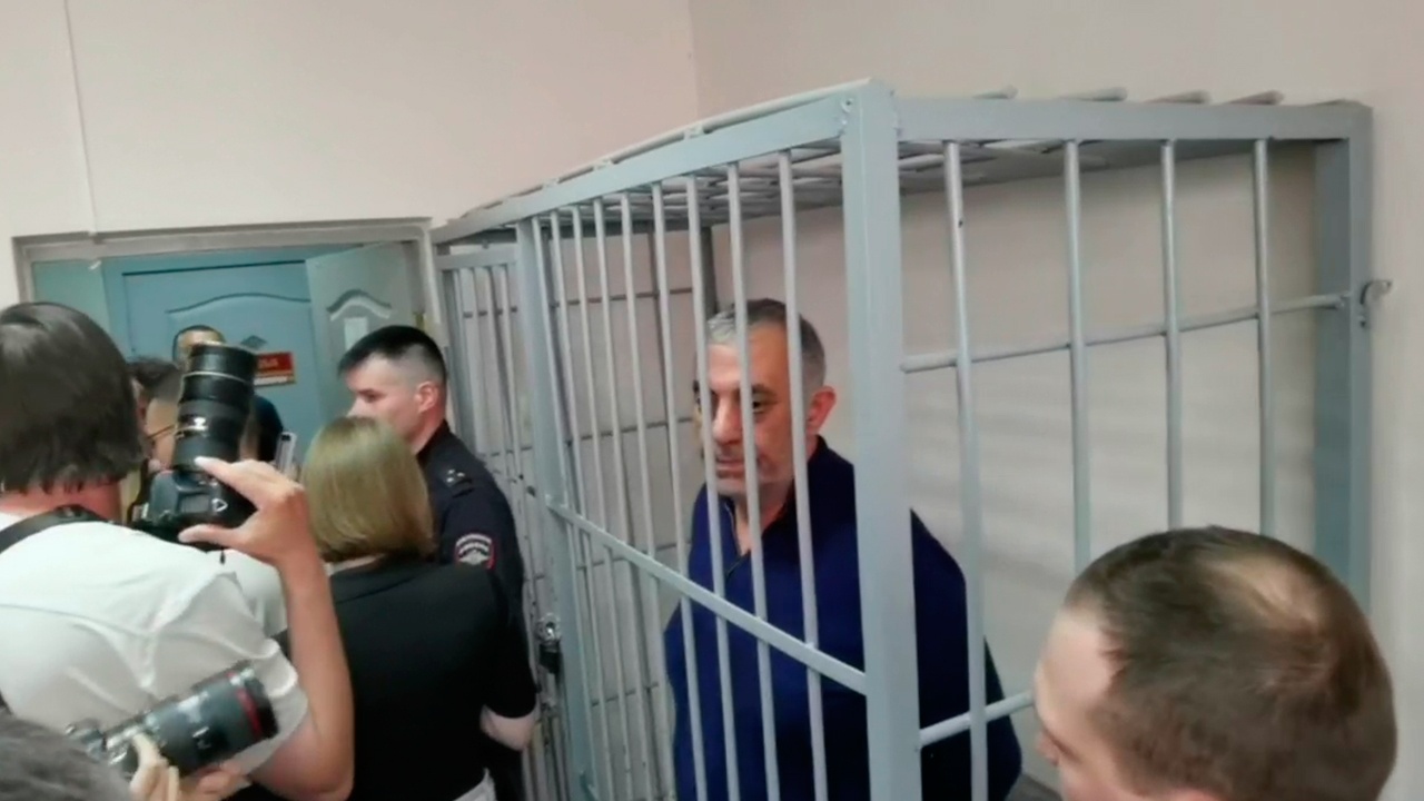 Суд арестовал участника преступной группы Бакира Сафарова до 19 июля