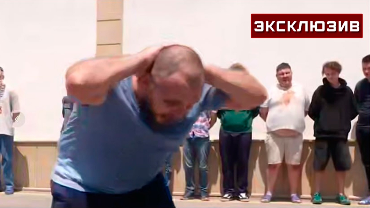 Вприсядку не может: мать арестованного в Баку сообщила о муках сына
