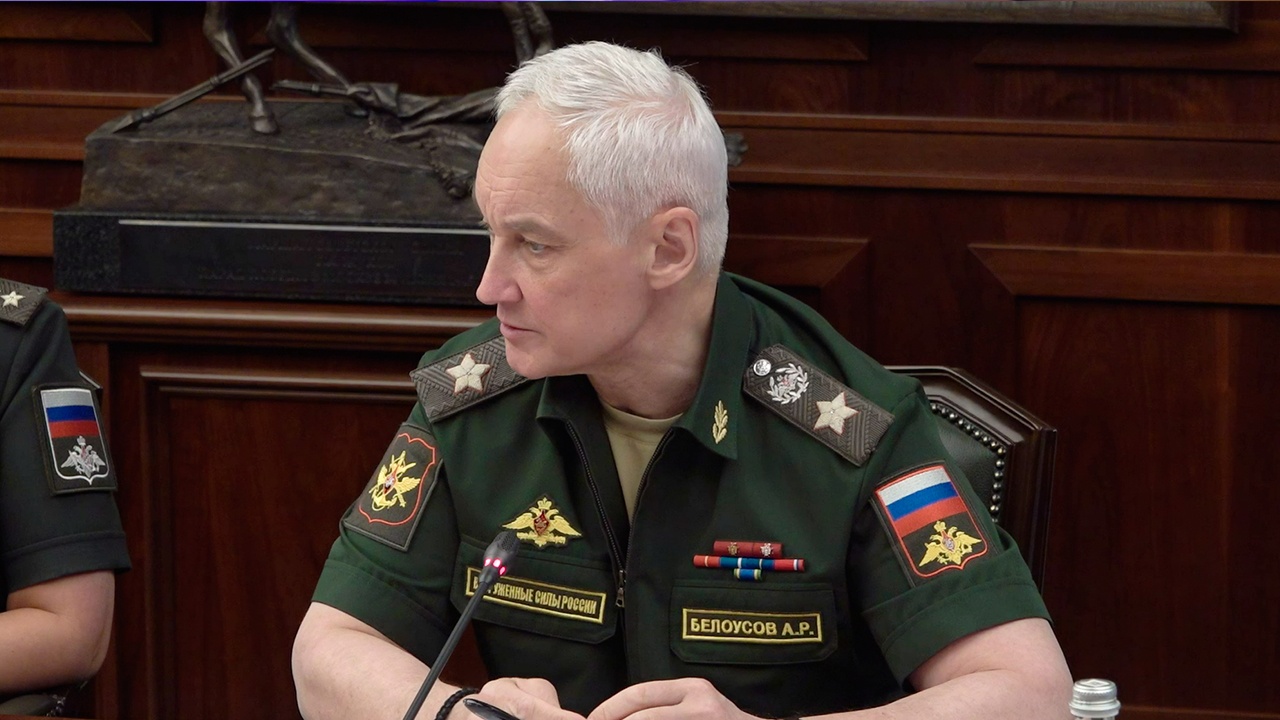 Белоусов провел совещание по внедрению медицинских технологий в войсках Белоусов провел совещание по внедрению медицинских технологий в войсках