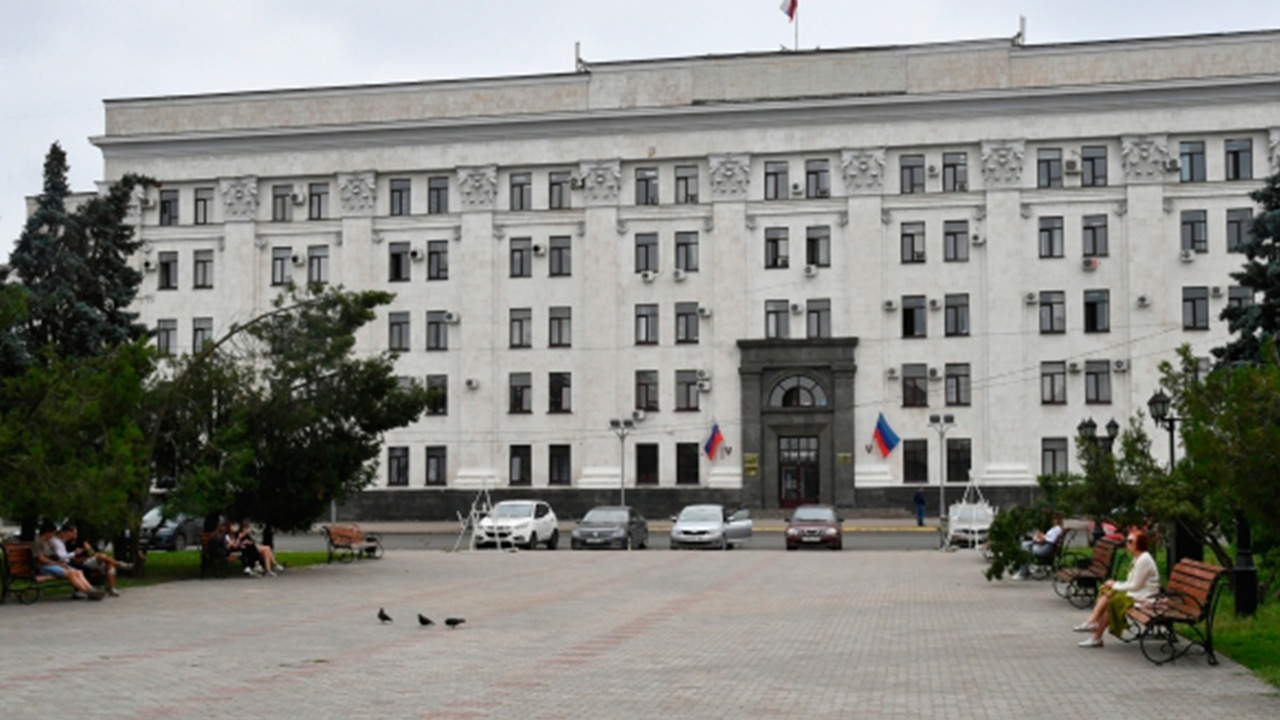 Подорвавшая экс-мэра Луганска женщина погибла вместе с ним Подорвавшая экс-мэра Луганска женщина погибла вместе с ним
