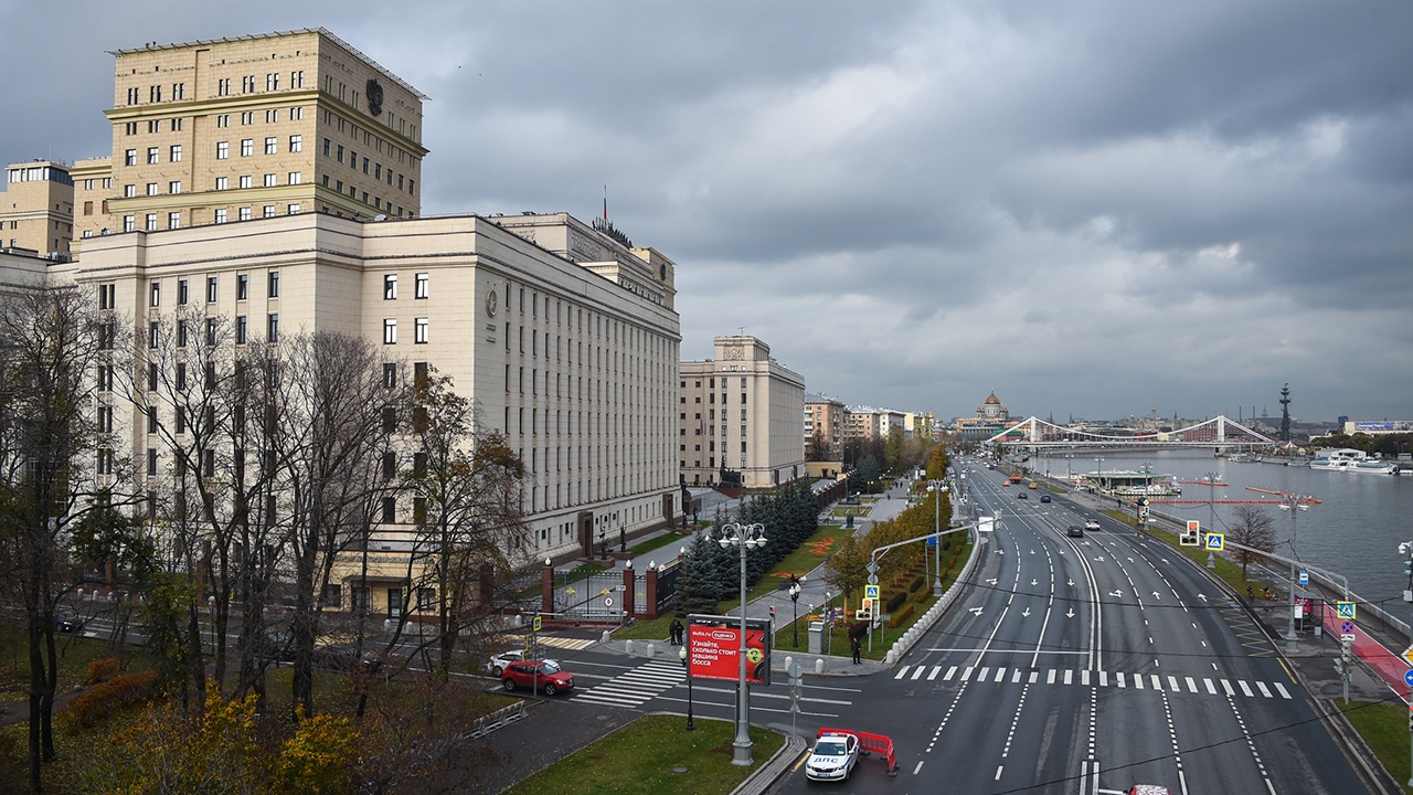 Над Россией за два часа сбили пять украинских беспилотников Над Россией за два часа сбили пять украинских беспилотников