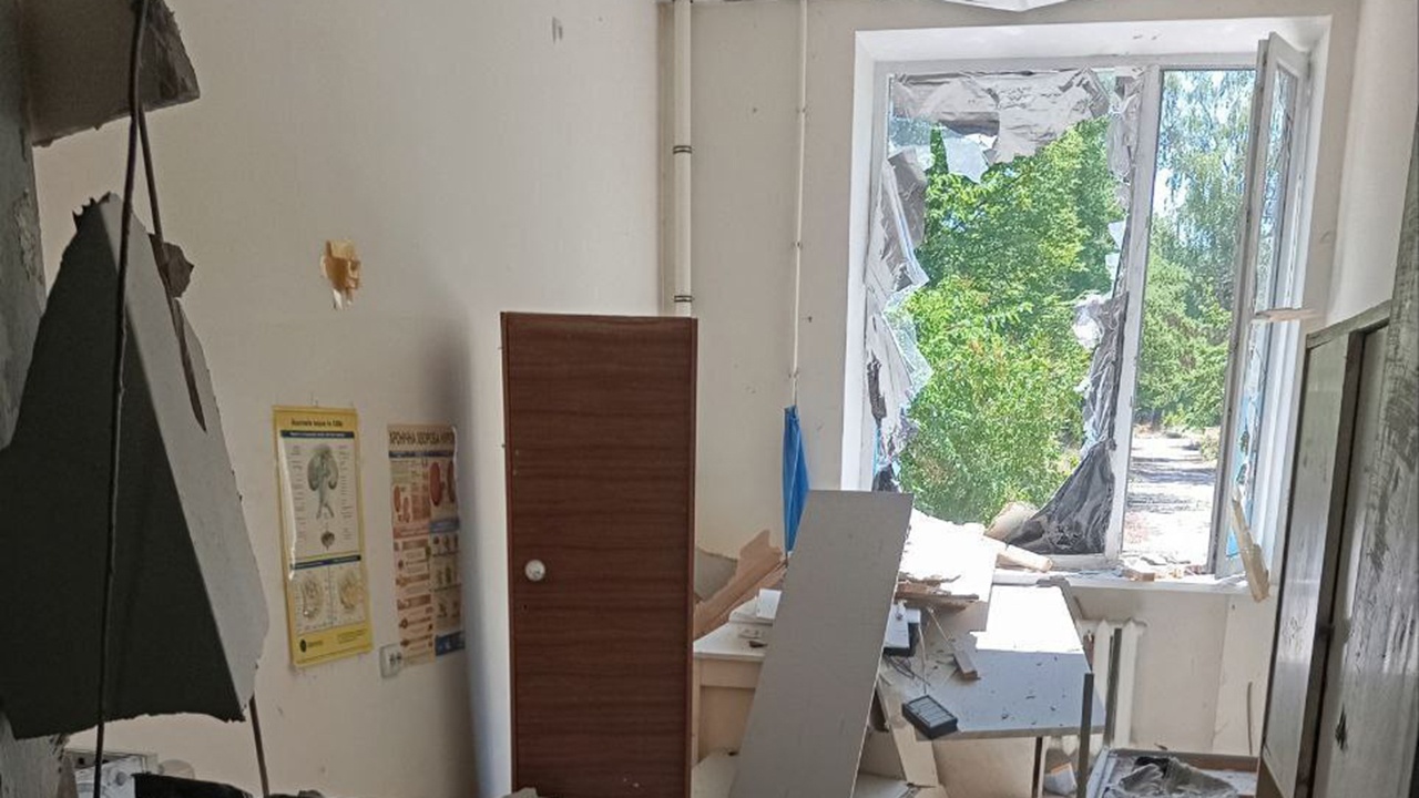 Украинские боевики обстреляли поликлинику в Новой Каховке