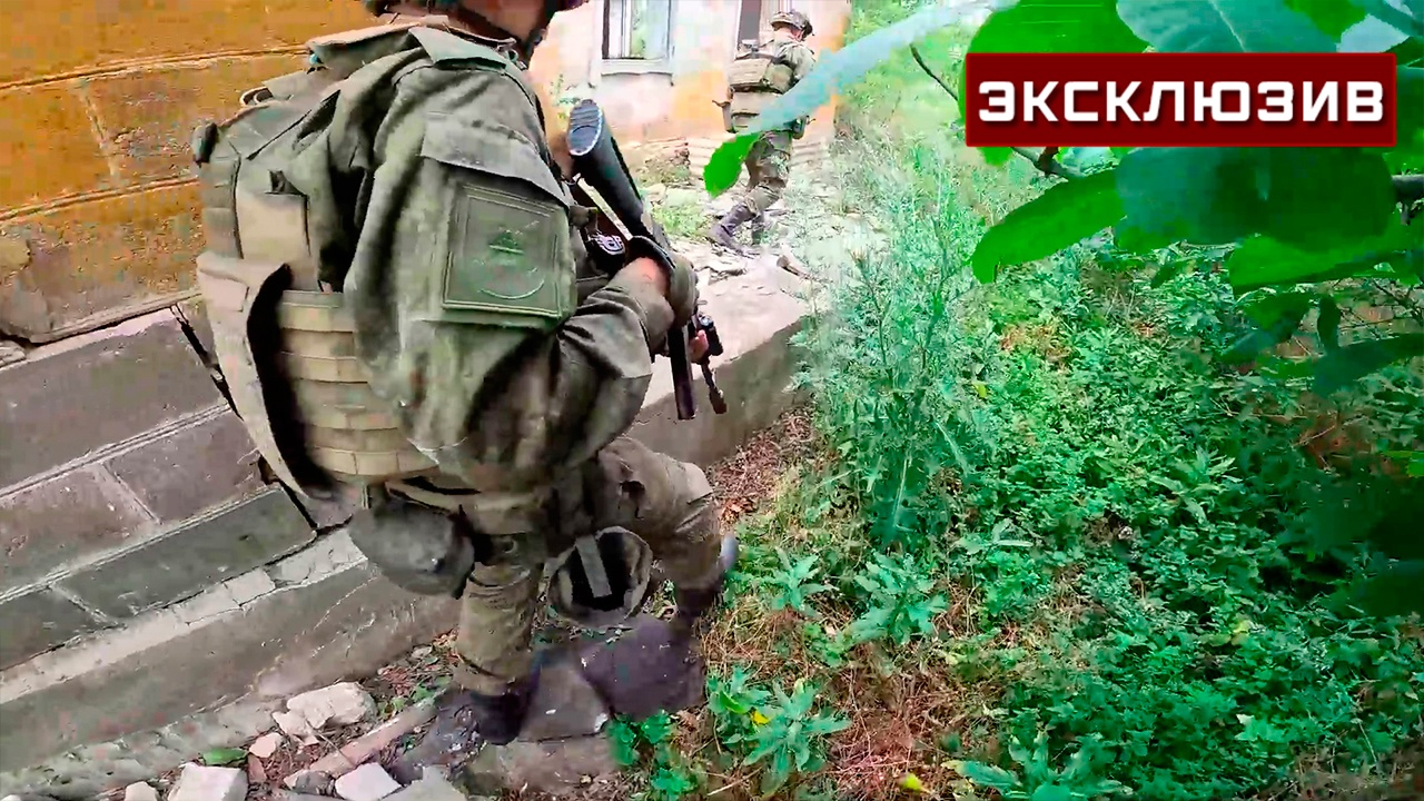 Радиообмен на непонятных языках помог бойцам обмануть боевиков в ДНР Радиообмен на непонятных языках помог бойцам обмануть боевиков в ДНР