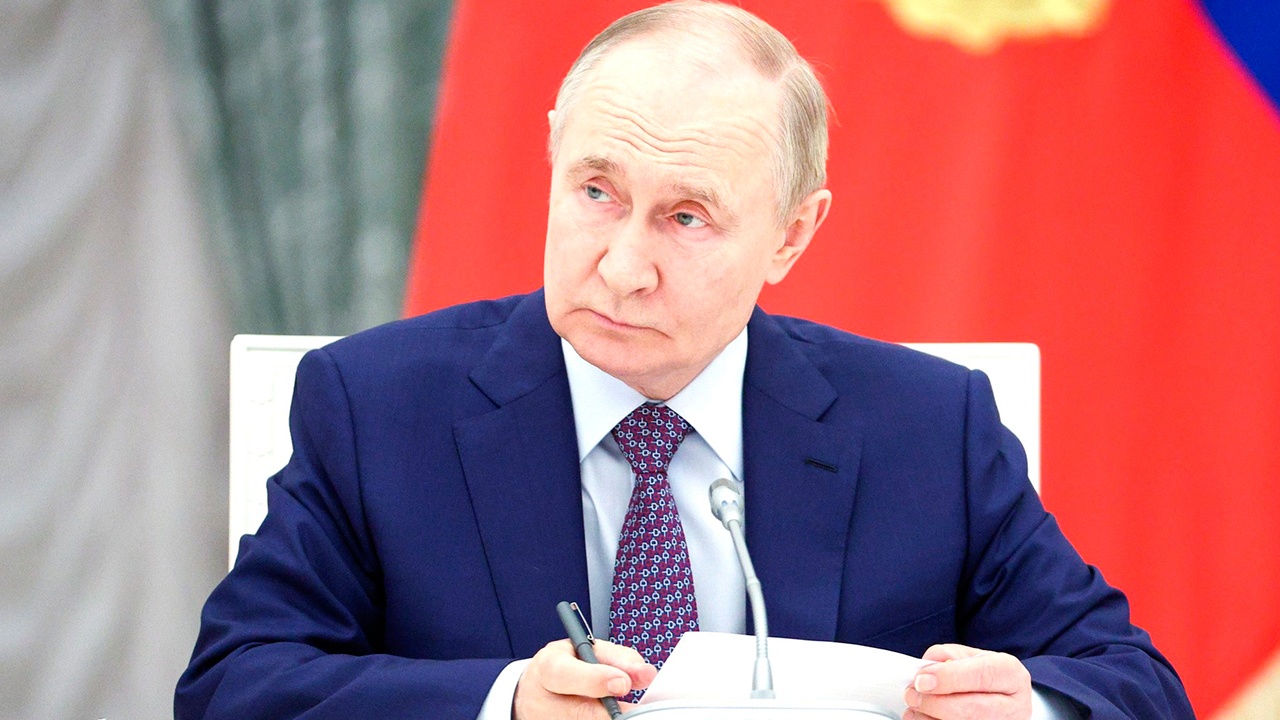 Путину направили доклад о борьбе с мошенническими звонками с Украины Путину направили доклад о борьбе с мошенническими звонками с Украины