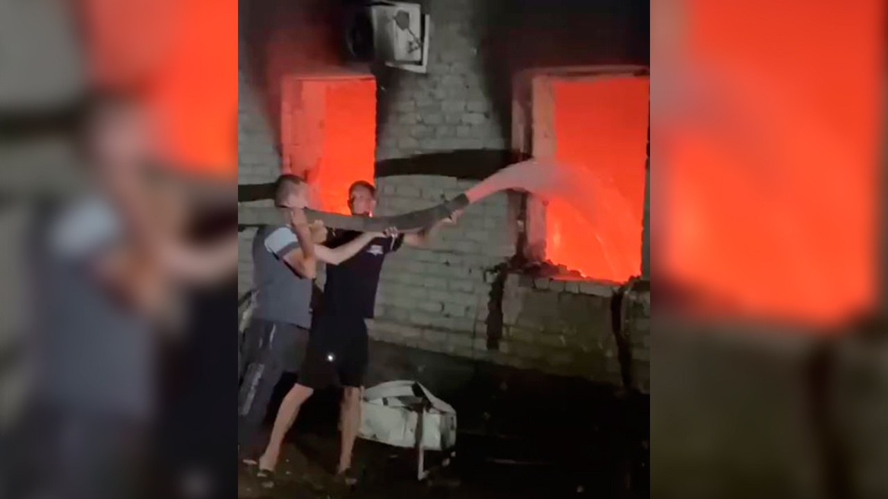 Больница и здание агрофирмы попали под удар БПЛА в Рыльске Больница и здание агрофирмы попали под удар БПЛА в Рыльске