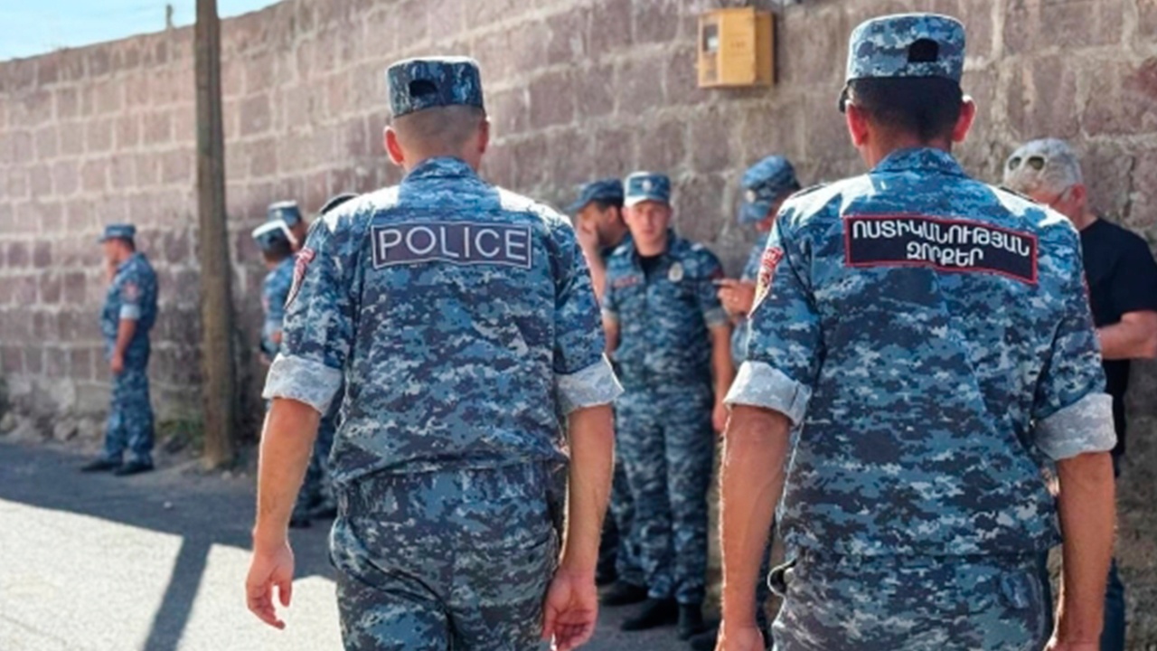 В Армении арестовали оппозиционного депутата Саркисяна на два месяца В Армении арестовали оппозиционного депутата Саркисяна на два месяца