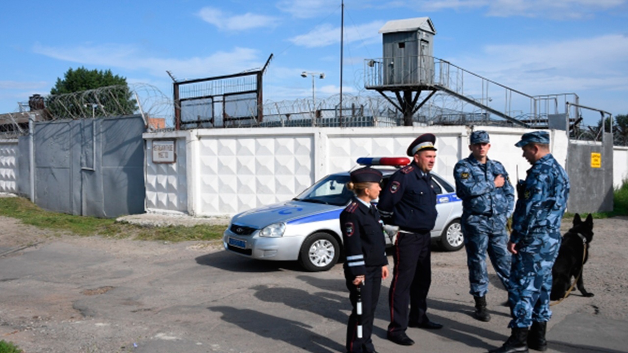 ФСИН заявила об угрозе жизни экс-полковника Захарченко ФСИН заявила об угрозе жизни экс-полковника Захарченко