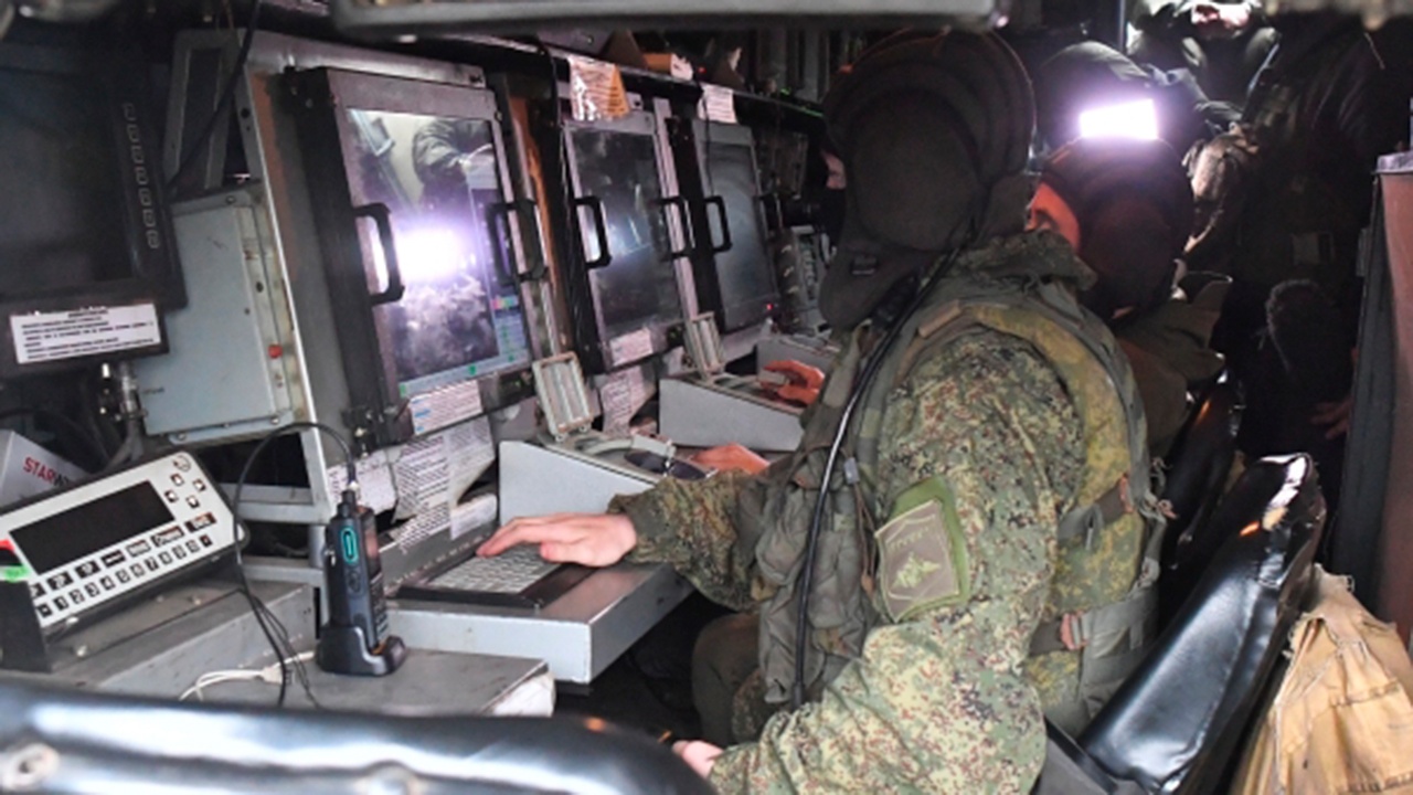 Собянин: на подлете к Москве сбили три украинских беспилотника Собянин: на подлете к Москве сбили три украинских беспилотника
