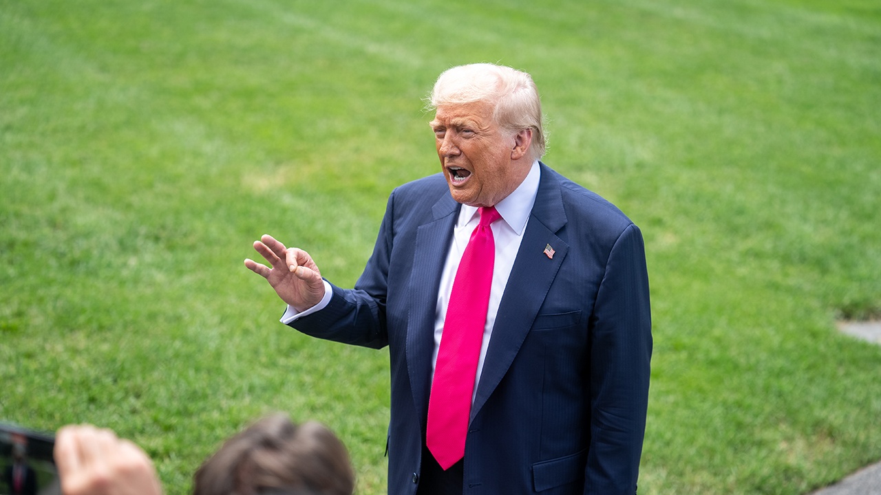 Белый дом: Трампу диагностировали хроническую венозную недостаточность Белый дом: Трампу диагностировали хроническую венозную недостаточность