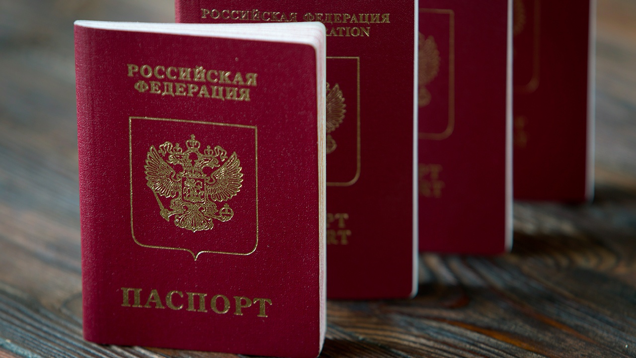 Путин продлил возможность получения паспортов России в Абхазии и Южной Осетии Путин продлил возможность получения паспортов России в Абхазии и Южной Осетии