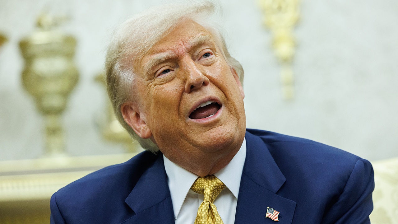 Трамп заявил, что США готовы вновь ударить по ядерным объектам Ирана Трамп заявил, что США готовы вновь ударить по ядерным объектам Ирана