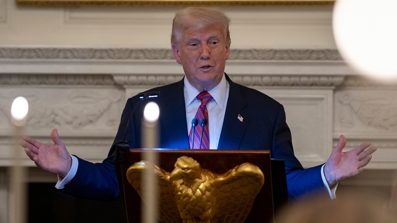 Закон Трампа о налогах увеличит дефицит бюджета США на 3,4 трлн долларов Закон Трампа о налогах увеличит дефицит бюджета США на 3,4 трлн долларов