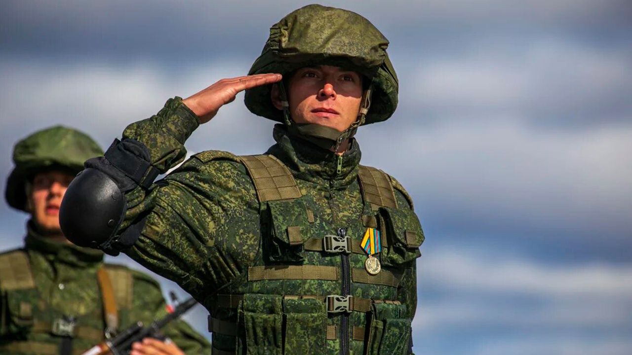Минобороны предложило поднять оклады военнослужащим на 7,6% вместо 4,5% 