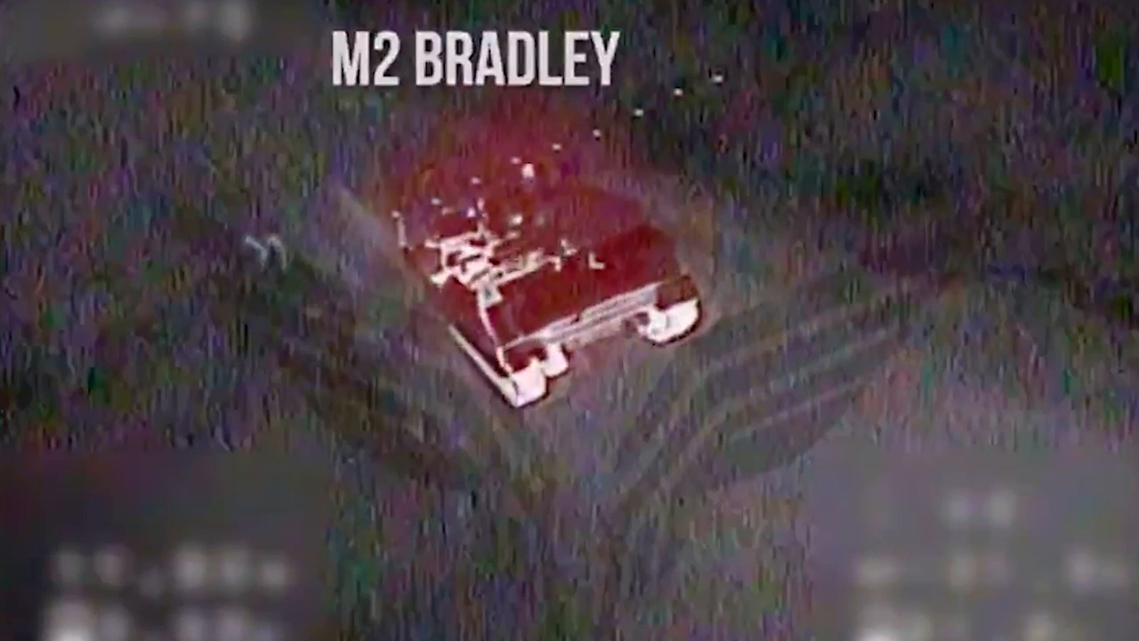 Российские дроноводы поразили Bradley в зоне спецоперации Российские дроноводы поразили Bradley в зоне спецоперации