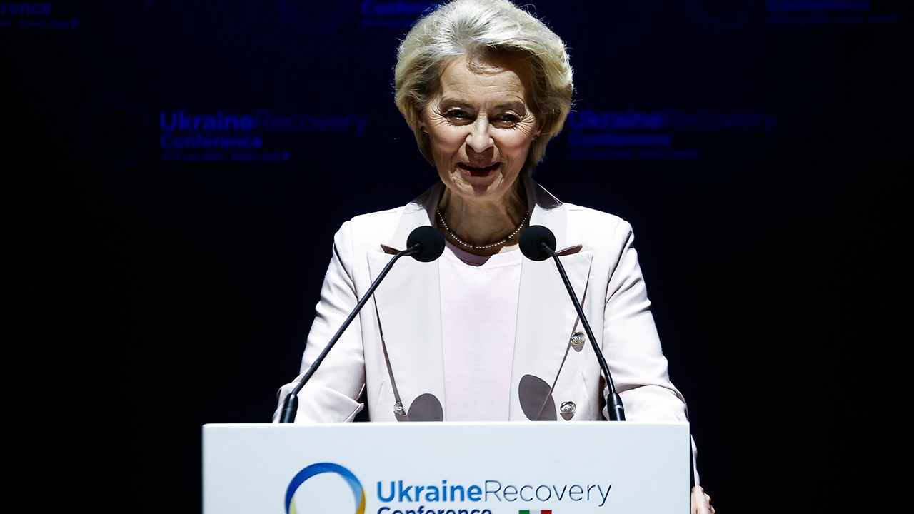 Фон дер Ляйен потребовала от Зеленского объяснений из-за нового закона Фон дер Ляйен потребовала от Зеленского объяснений из-за нового закона
