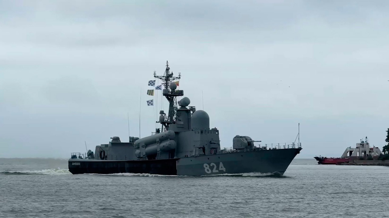 Отражение атаки морских дронов отработали на учениях «Июльский шторм» Отражение атаки морских дронов отработали на учениях «Июльский шторм»