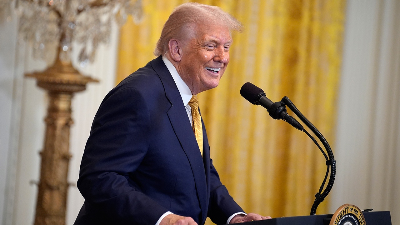 Трамп: США готовы снизить тарифы для других стран в обмен на инвестиции Трамп: США готовы снизить тарифы для других стран в обмен на инвестиции
