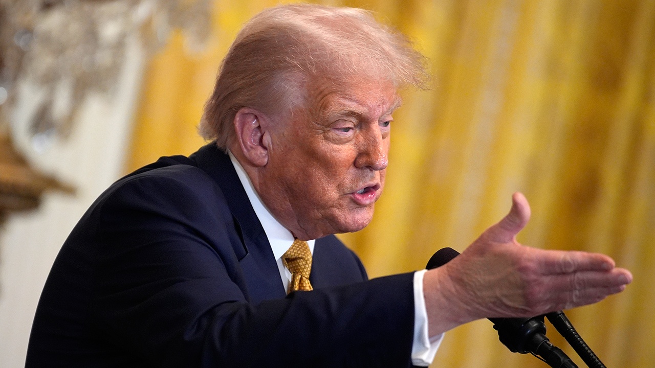 Трамп сократил на $9 млрд расходы на поддержку СМИ и иностранную помощь