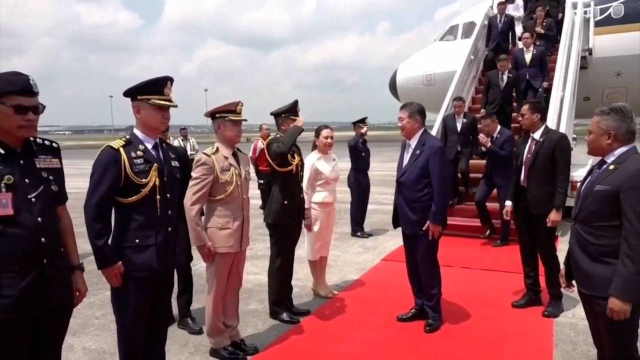 Переговоры Таиланда и Камбоджи о прекращении огня начались в Малайзии Переговоры Таиланда и Камбоджи о прекращении огня начались в Малайзии