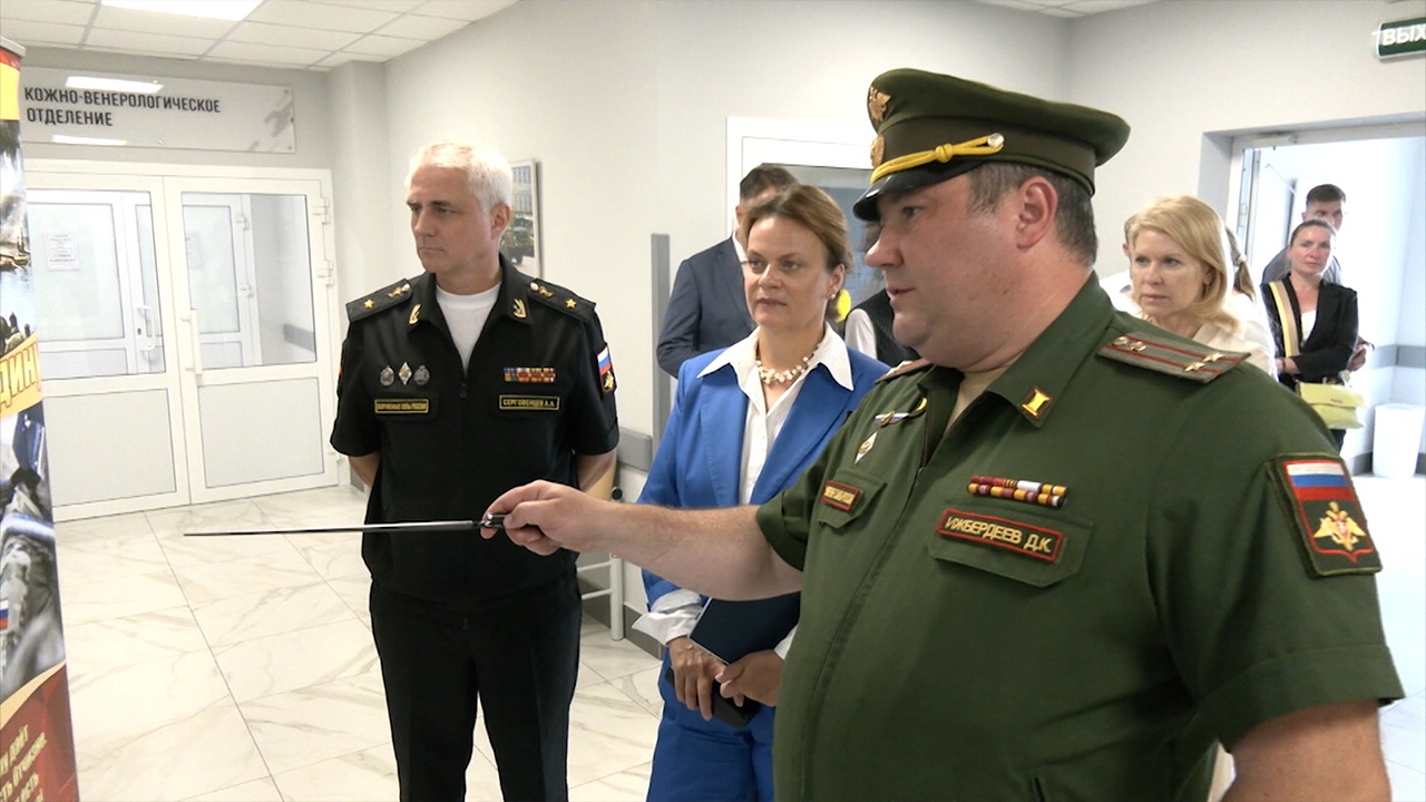 Цивилева оценила работу современного военного госпиталя в Казани Цивилева оценила работу современного военного госпиталя в Казани