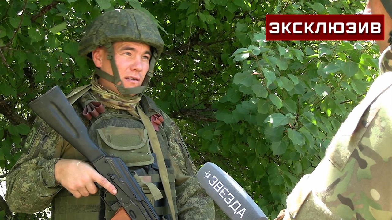 Стрелок рассказал, как с напарником выбил противника из блиндажа Стрелок рассказал, как с напарником выбил противника из блиндажа