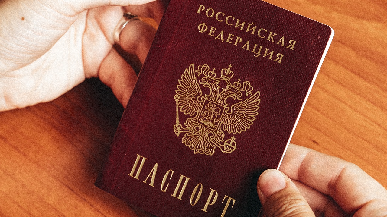 Путин разрешил родственникам погибшим на СВО иностранцев получать гражданство РФ Путин разрешил родственникам погибшим на СВО иностранцев получать гражданство РФ