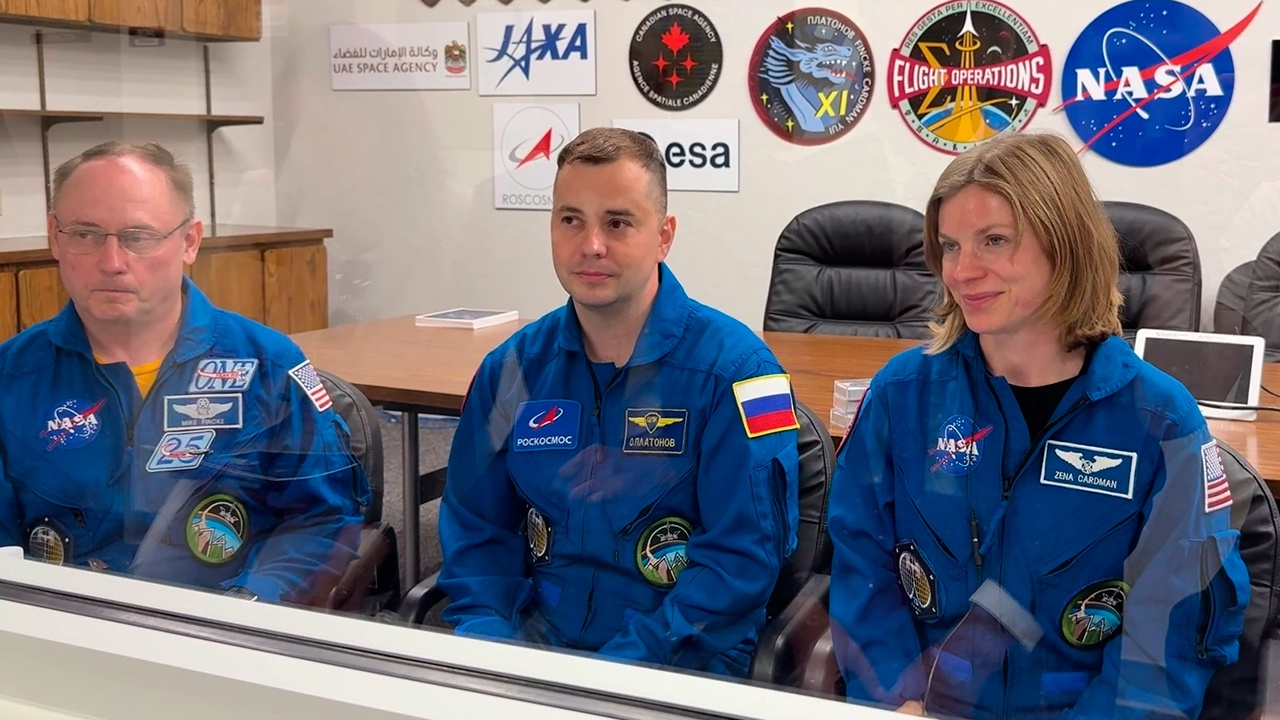 Глава Роскосмоса поговорил с экипажем корабля Crew Dragon в США