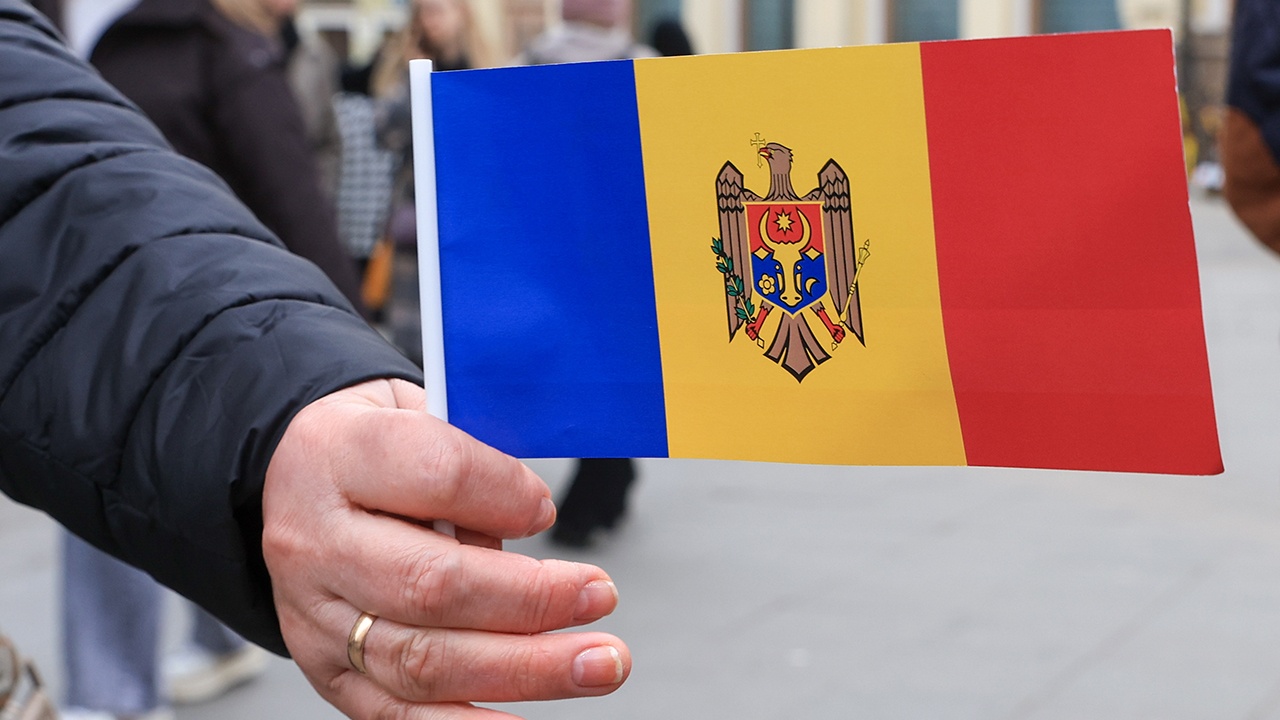 Эксперт назвала причину призыва Санду вывести миротворцев РФ из Приднестровья