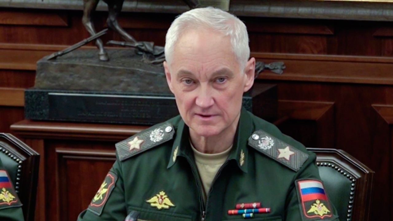 Белоусов поздравил военнослужащих и ветеранов с 10-летием создания ВКС России Белоусов поздравил военнослужащих и ветеранов с 10-летием создания ВКС России