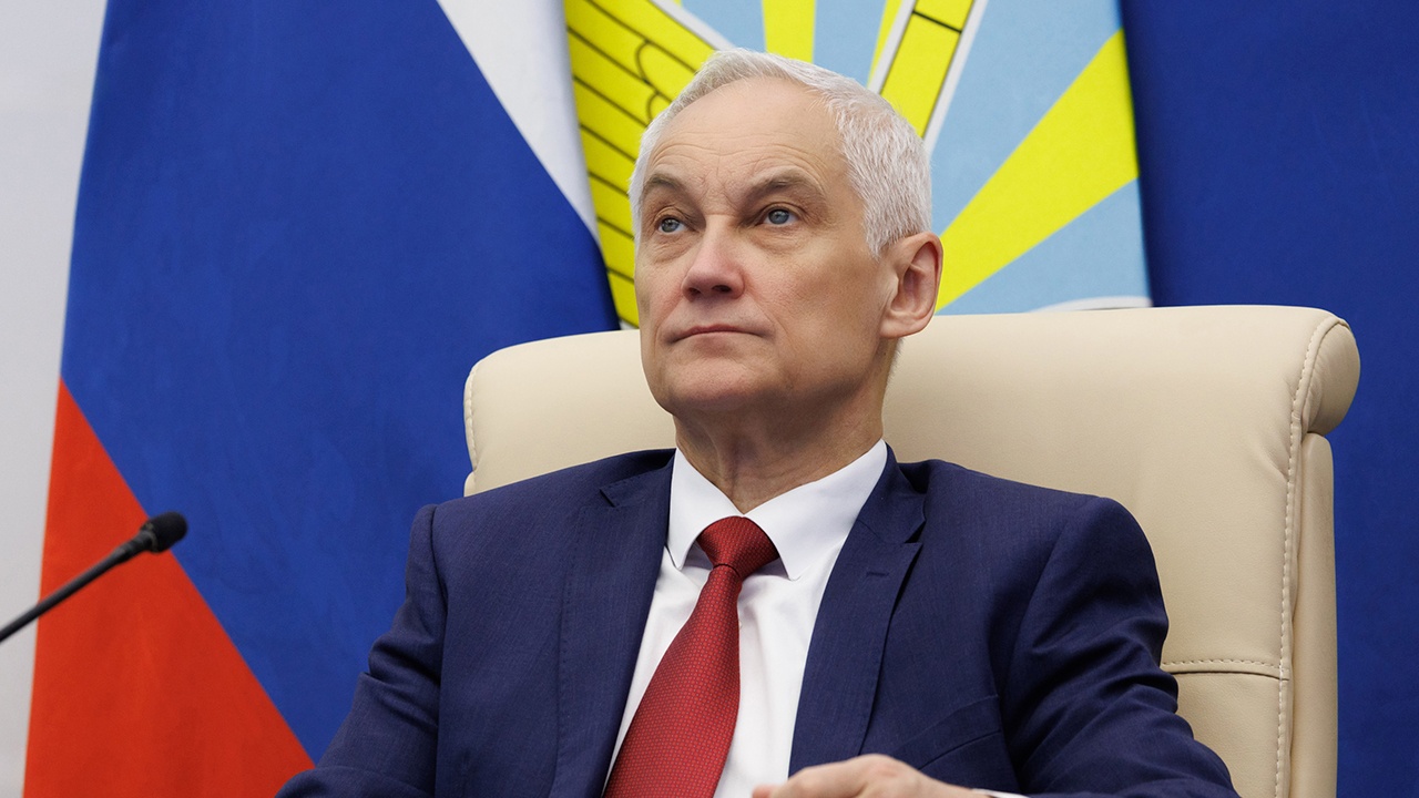 Белоусов отметил героизм бойцов ВДВ, закаленный в горячих точках Белоусов отметил героизм бойцов ВДВ, закаленный в горячих точках