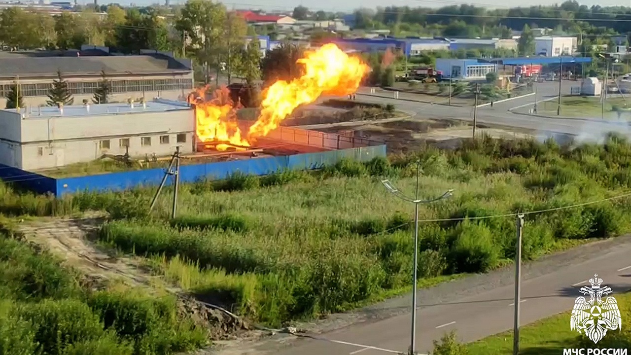 В Кургане загорелась газораспределительная подстанция В Кургане загорелась газораспределительная подстанция
