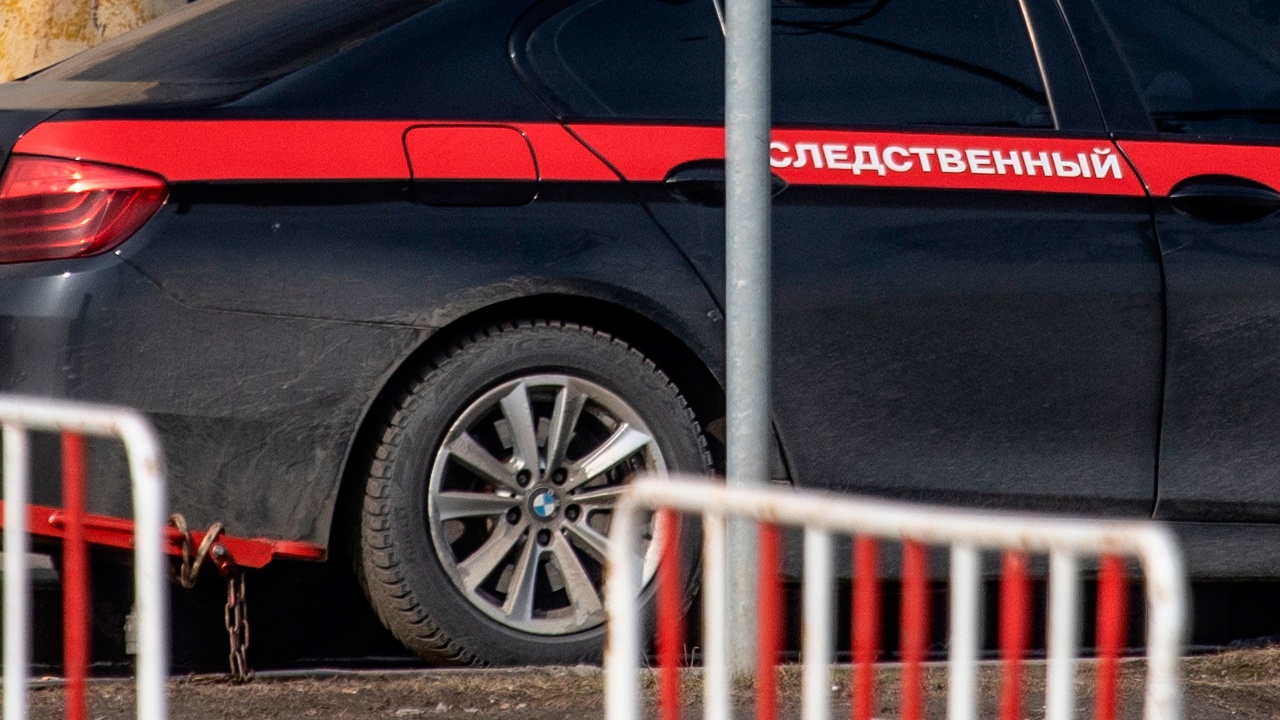Один человек погиб при стрельбе на автостоянке в Новосибирской области Один человек погиб при стрельбе на автостоянке в Новосибирской области