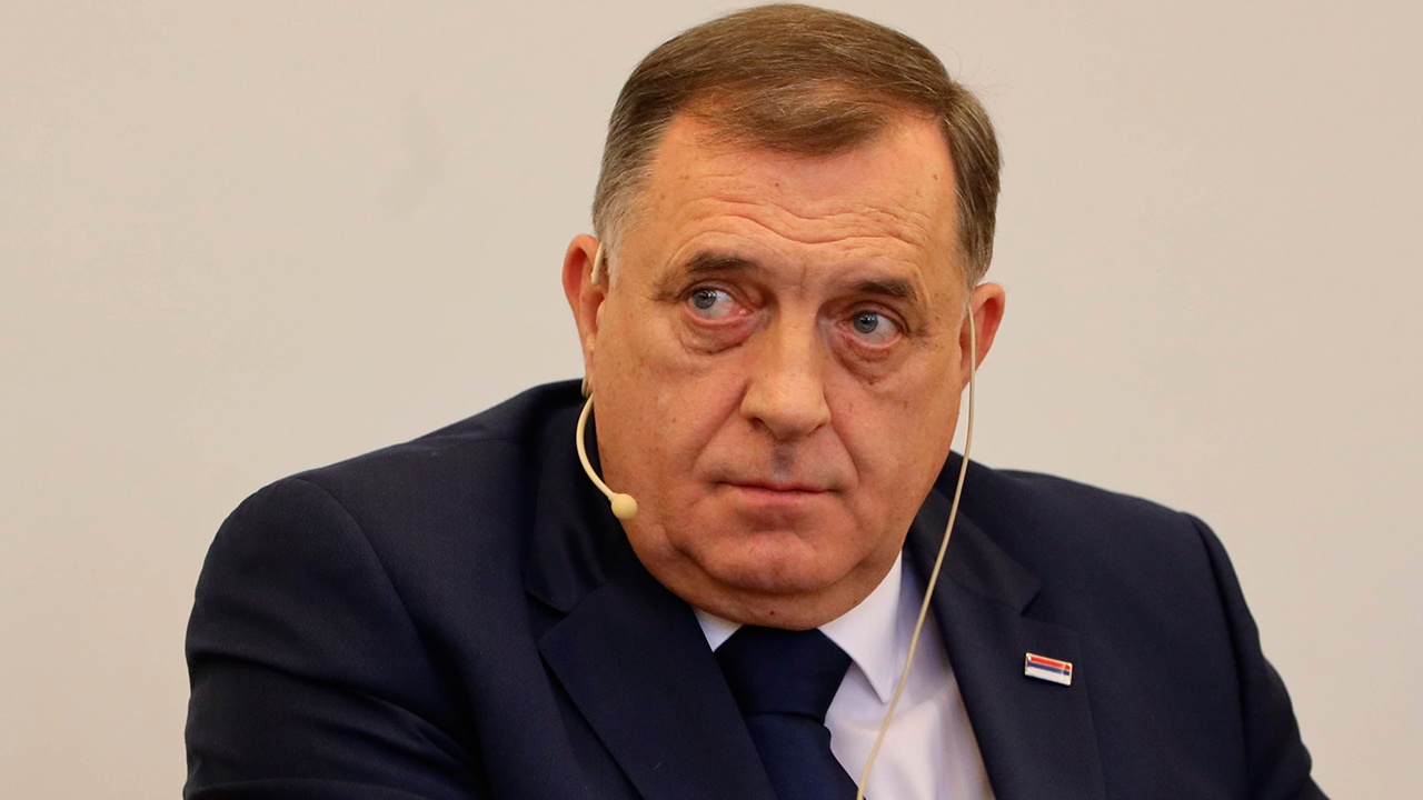 ЦИК Боснии и Герцеговины запустил процедуру отстранения Додика