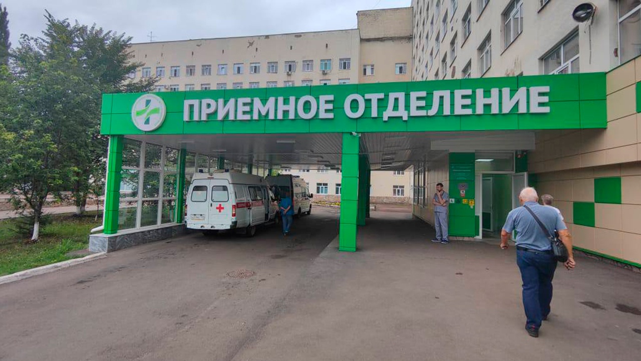 После взрыва газа на заводе в Стерлитамаке в больницу попали 25 человек После взрыва газа на заводе в Стерлитамаке в больницу попали 25 человек