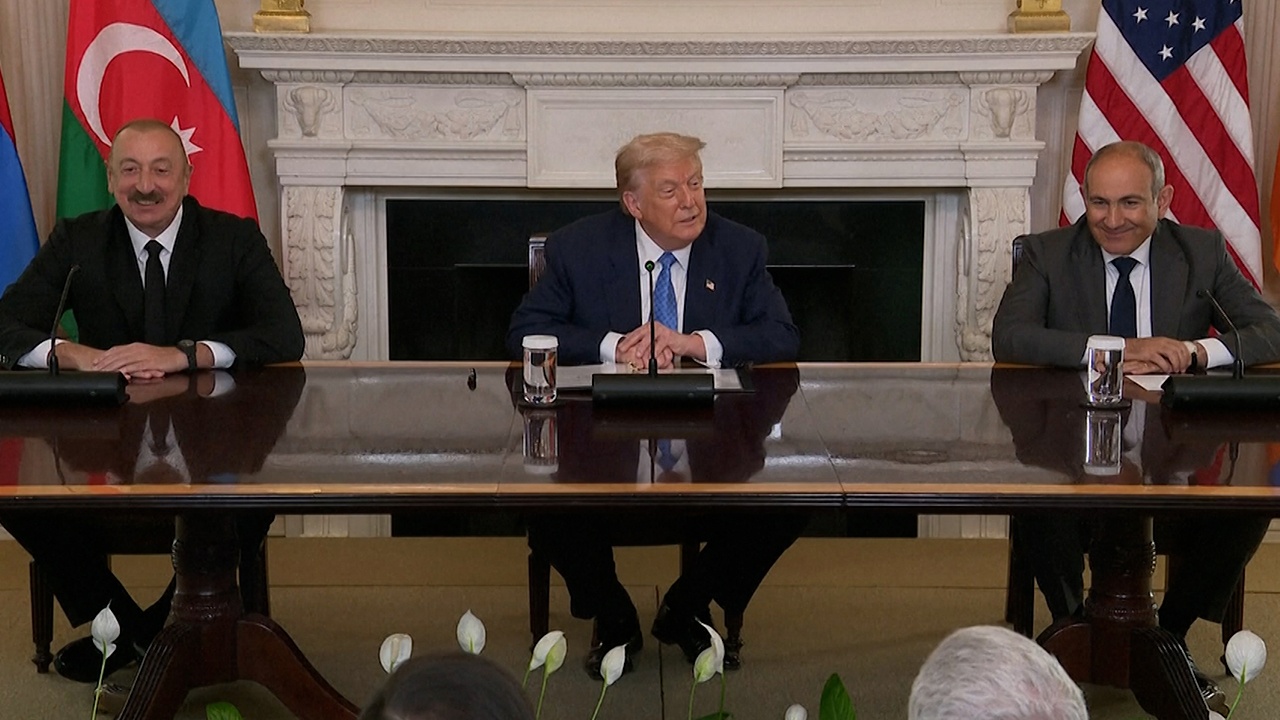 Алиев и Пашинян предложили кандидатуру Трампа на Нобелевскую премию мира