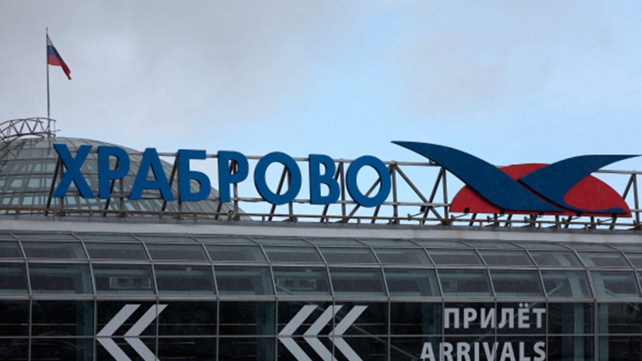 Прокуратура взяла под контроль задержки и отмены авиарейсов из Калининграда Прокуратура взяла под контроль задержки и отмены авиарейсов из Калининграда