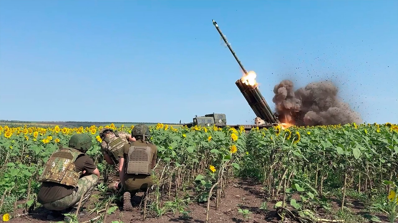 Расчеты «Торнадо-С» сорвали ротацию украинских боевиков в зоне СВО