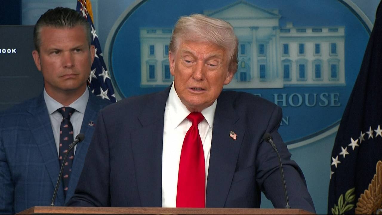 Трамп заявил, что может выйти из дипломатии по Украине по итогам встречи с Путиным
